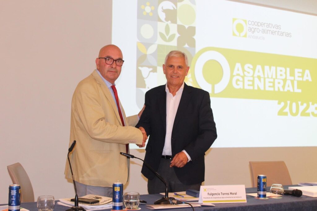 NUESTRO PRESIDENTE, FULGENCIO TORRES, TAMBIÉN ASUME LA PRESIDENCIA DE COOPERATIVAS AGROALIMENTARIAS DE ANDALUCÍA