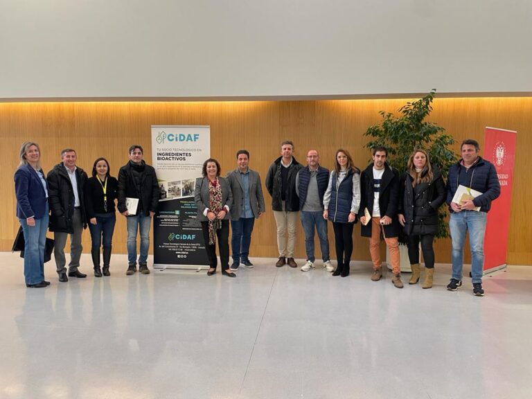 Visita al CIDAF de seis organizaciones de productores de frutas y hortalizas de la provincia