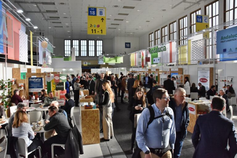 8 cooperativas granadinas asistirán a la feria Fruit Logistica, la feria más importante del mundo, para consolidarse en el mercado internacional