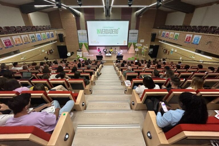 “InVerdadero”: un congreso reúne a 200 profesionales para reflexionar en torno a la sostenibilidad en el sector agro