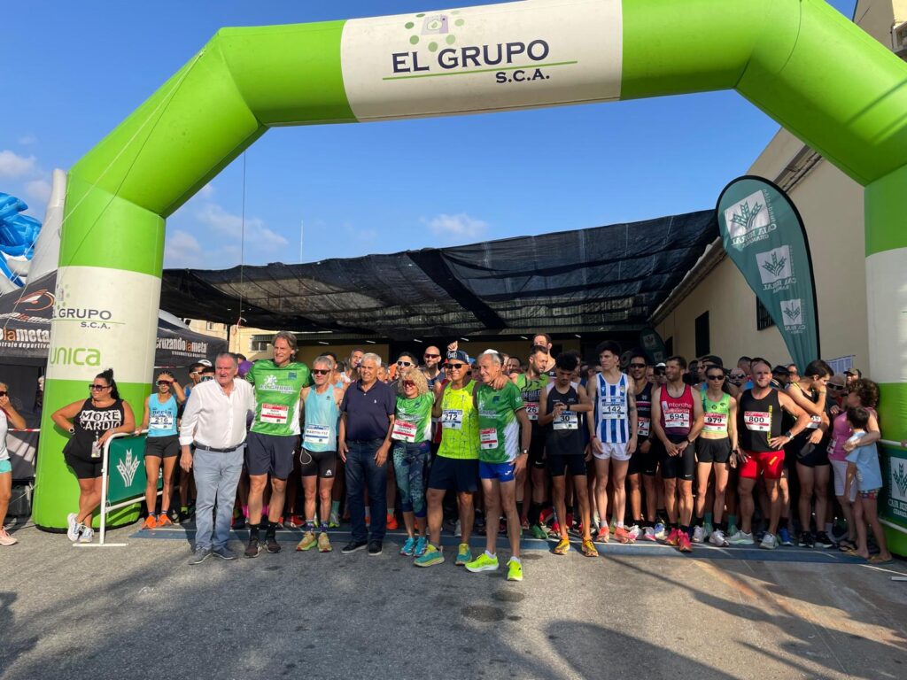 Más de 1.200 personas de todas las edades corrieron contra la ELA en la tradicional carrera de El Grupo
