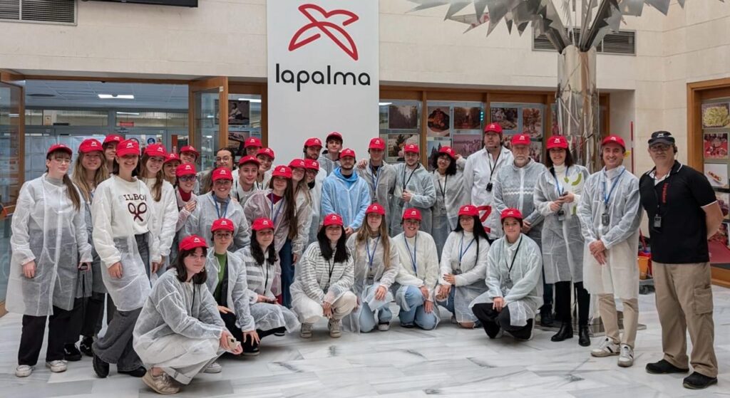 Alumnos de la UGR visitan La Palma con un programa para integrar personal cualificado en las cooperativas