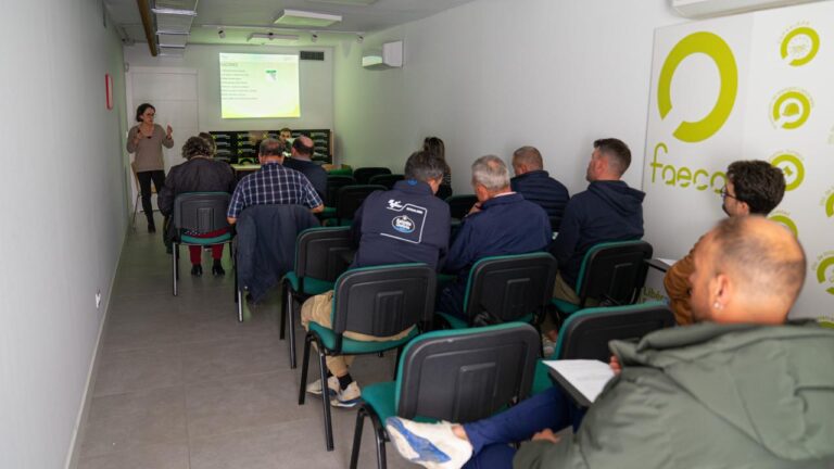 Jornada informativa en FAECA sobre las ayudas para jóvenes agricultores