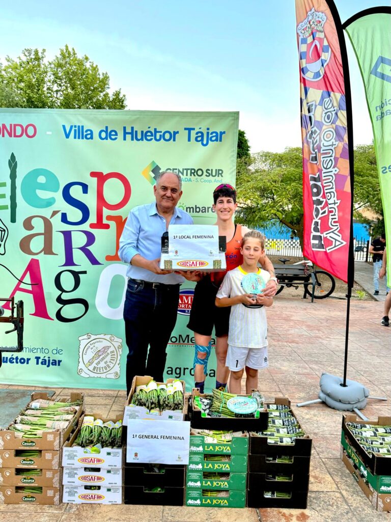 La IGP colabora en la Carrera del Espárrago “Villa de Huétor Tájar” con 400 manojos de producto
