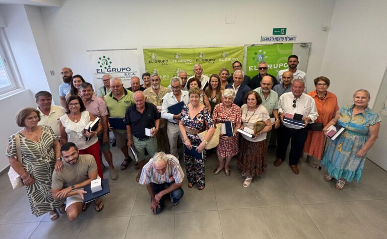 Mas de 30 socios de El Grupo reciben un reconocimiento por su trayectoria en la cooperativa